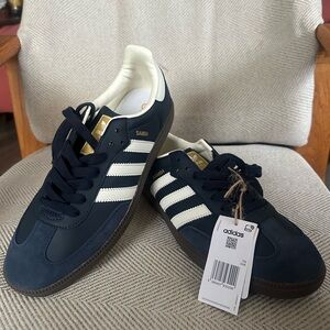 Adidas Sambas Navy blue  leather + suede Men’s size 10